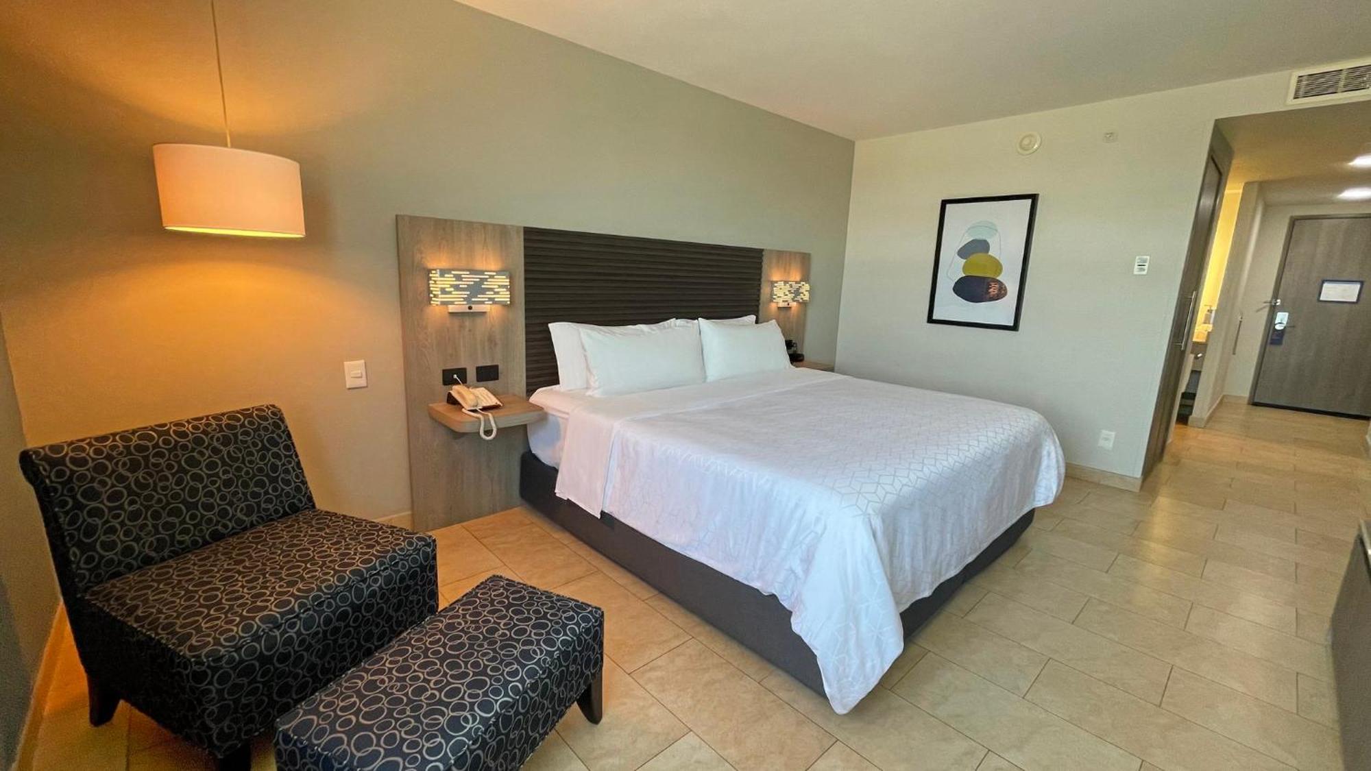 Holiday Inn Express Merida By Ihg Eksteriør billede