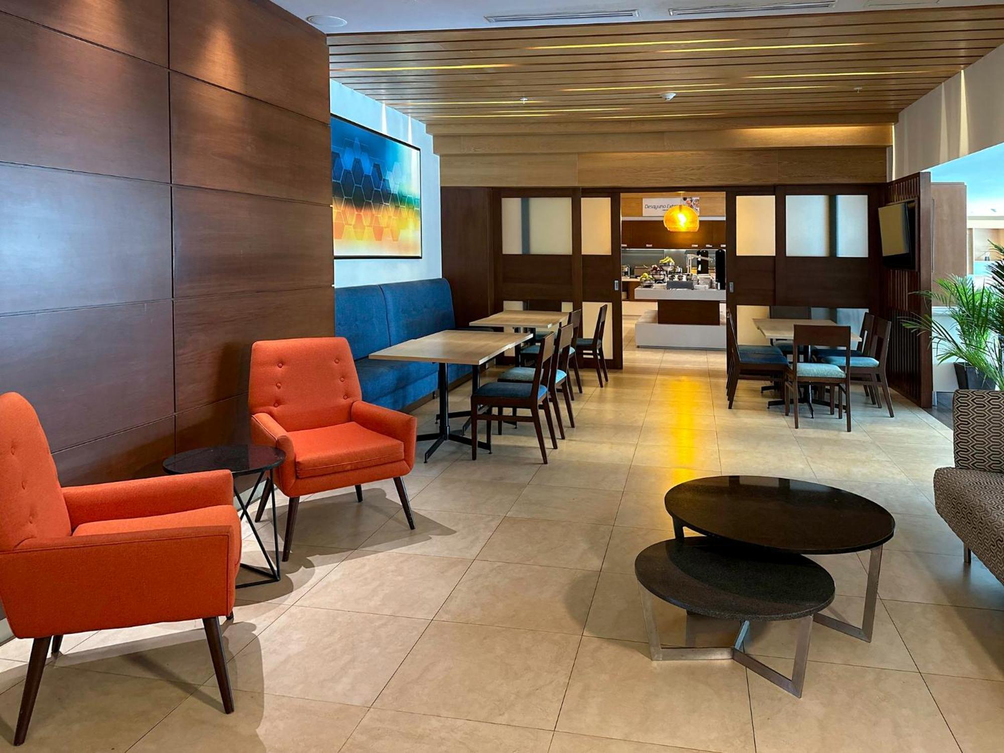 Holiday Inn Express Merida By Ihg Eksteriør billede