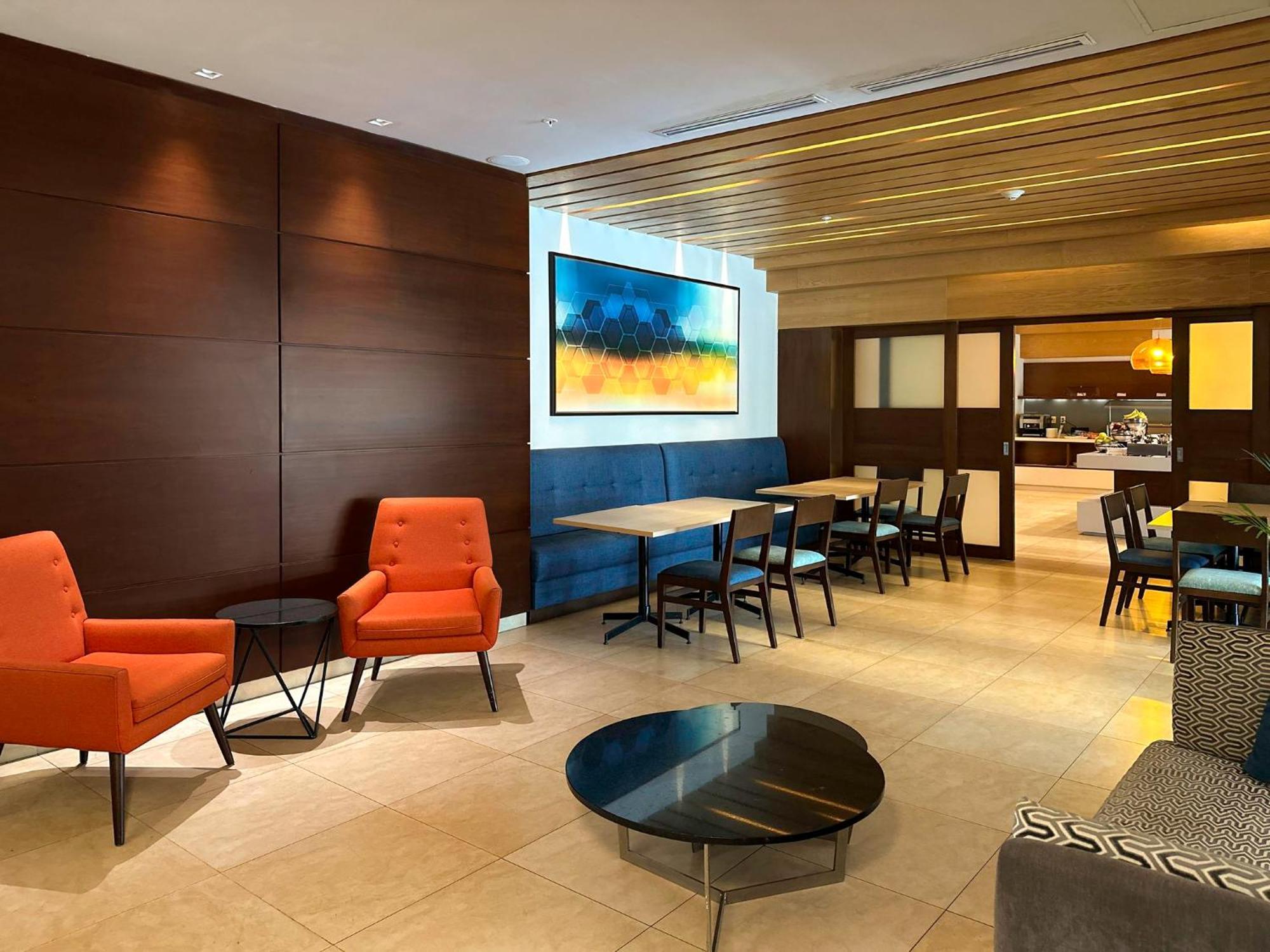 Holiday Inn Express Merida By Ihg Eksteriør billede
