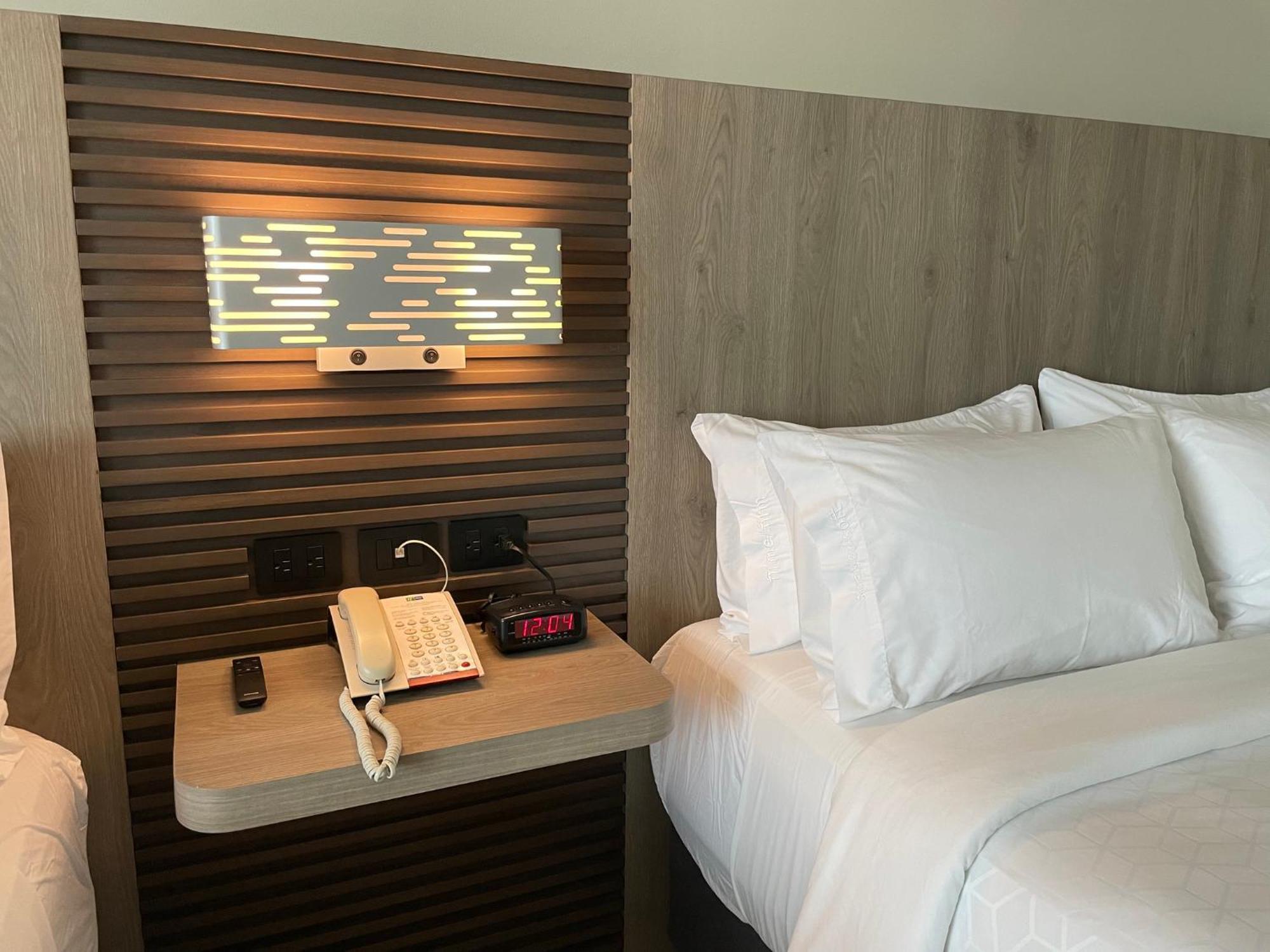 Holiday Inn Express Merida By Ihg Eksteriør billede